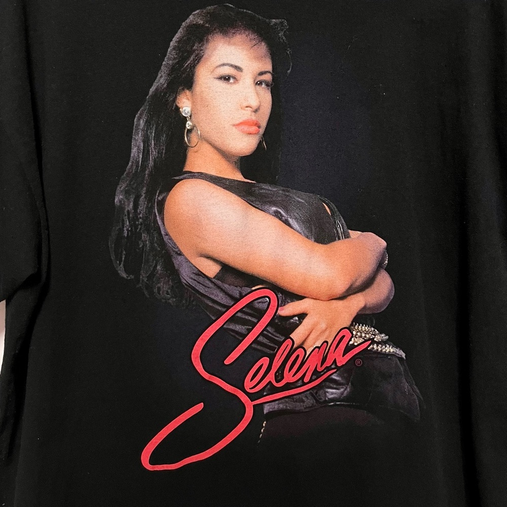Selena Graphic SS T-Shirt 100% Cotton Plus Size 1X EUC Tejano Band Black Tee